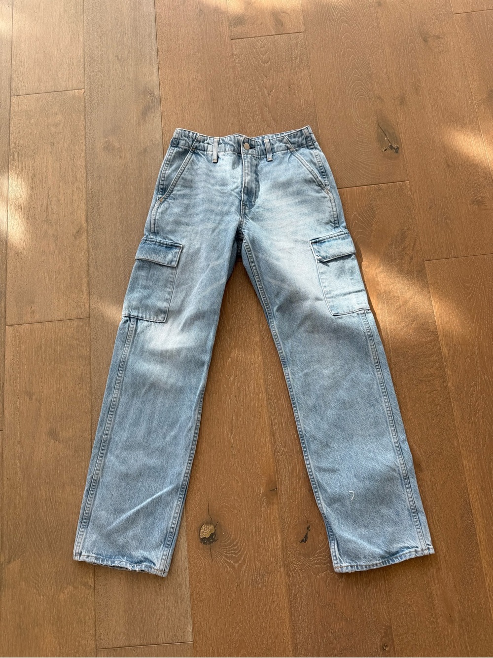 Women’s Denim Forum Light Blue Cargo Denim Pants
